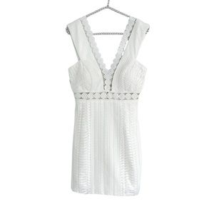 Bardot White Lace V‑Neck Bodycon Dress